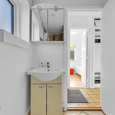 Lovely Home In Broager With Wifi