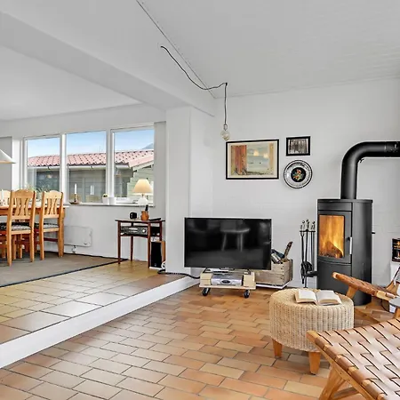 Lovely Home In Broager With Wifi *