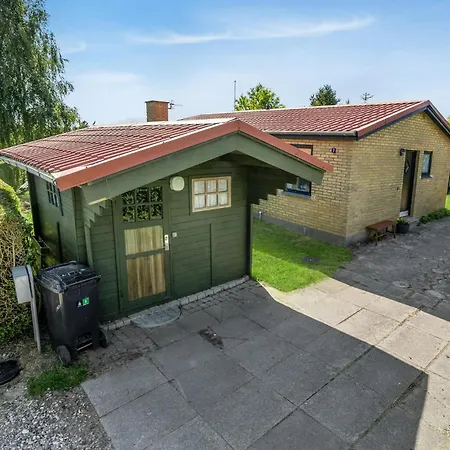 Lovely Home In Broager With Wifi Holiday home *